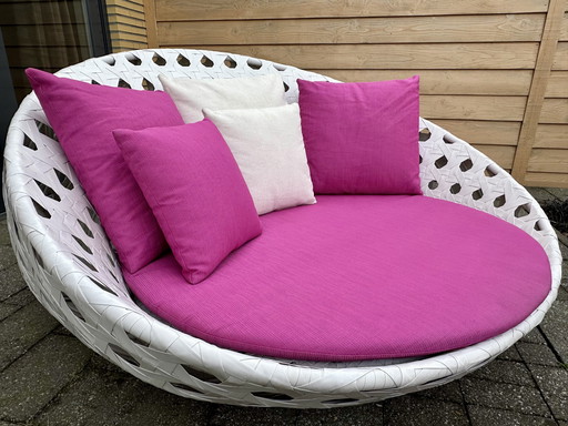 B&B Italia Outdoor Canasta Patricia Urquiola swivel sofa