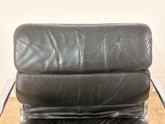 Image 1 of Silla Vitra Eames Soft Pad EA 217