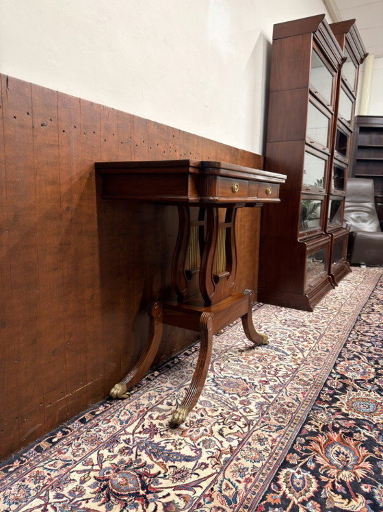 Tavolino inglese classico – Tavolini, Legno, Ottone (photo 4 of 11)