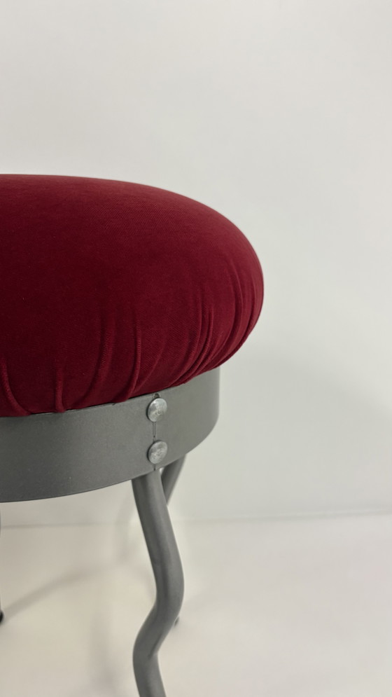 Image 1 of Sgabello di design vintage IKEA URI Memphis Style con gambe ondulate grigie Disegnato da Per Ivar Ledang 1995