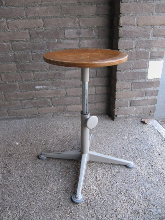 Image 1 of Industriele Kruk Friso Kramer  Ahrend de Cirkel, 1960s