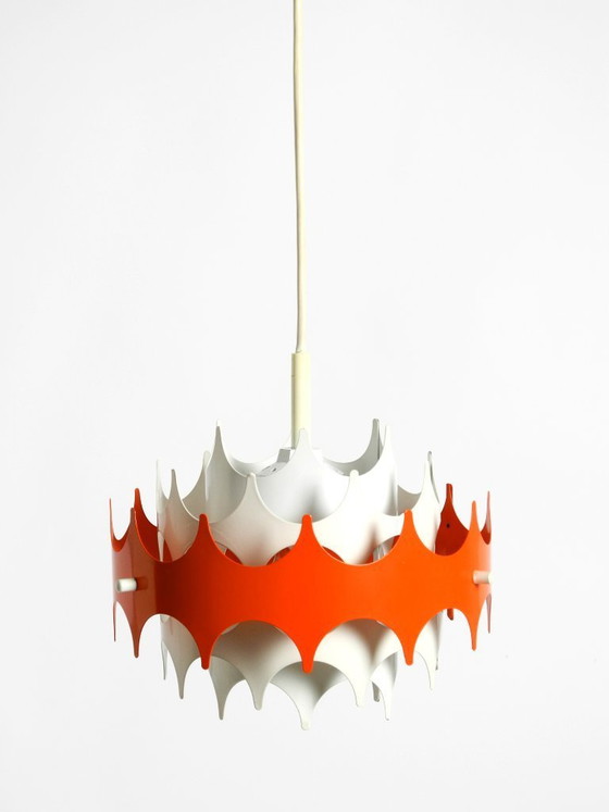 Image 1 of Bellissima piccola lampada a sospensione originale in metallo stile Space Age degli anni '60 di Doria