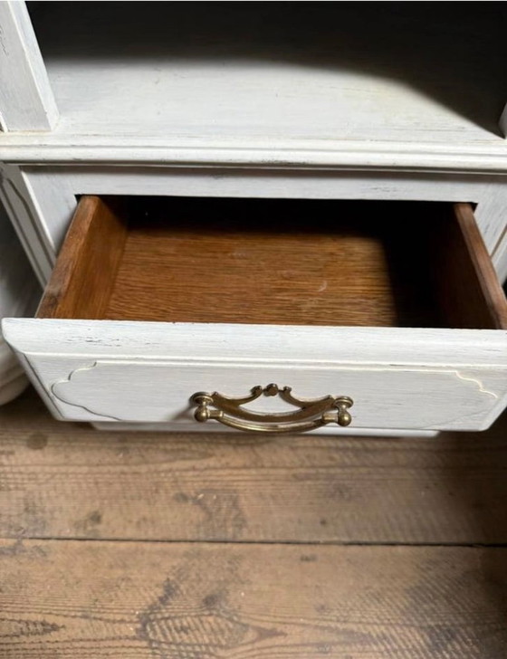 Image 1 of Ensemble chambre vintage patiné Commode + 2 tables de chevet