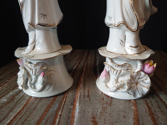 Image 1 of Vintage porcelain statues Guanyin (mirrored)