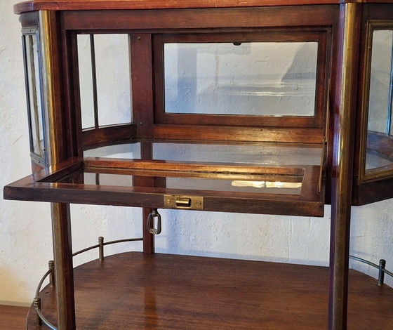 Image 1 of Chariot de service Art Déco en acajou, laiton et verre, 1920