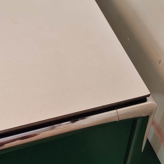 Image 1 of Tavolino da caffè vintage bianco cromato