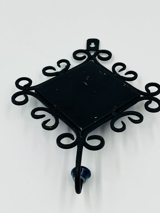 Handdoekrek in brutalistische stijl, smeedijzer en keramiek, 1970 – Decoratieve objecten, Ceramic (photo 7 of 7)