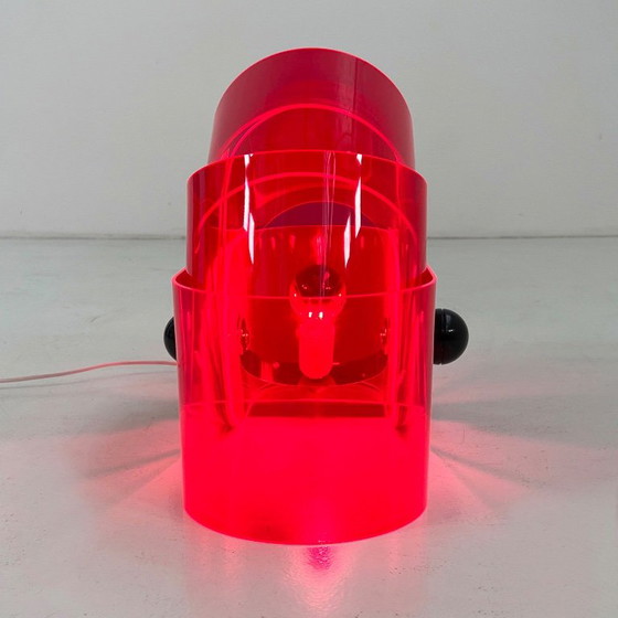 Lampada Gherpe rosa di Superstudio per Design Centre Poltronova, 1968 – Lampade da tavolo, Plastica (photo 9 of 10)