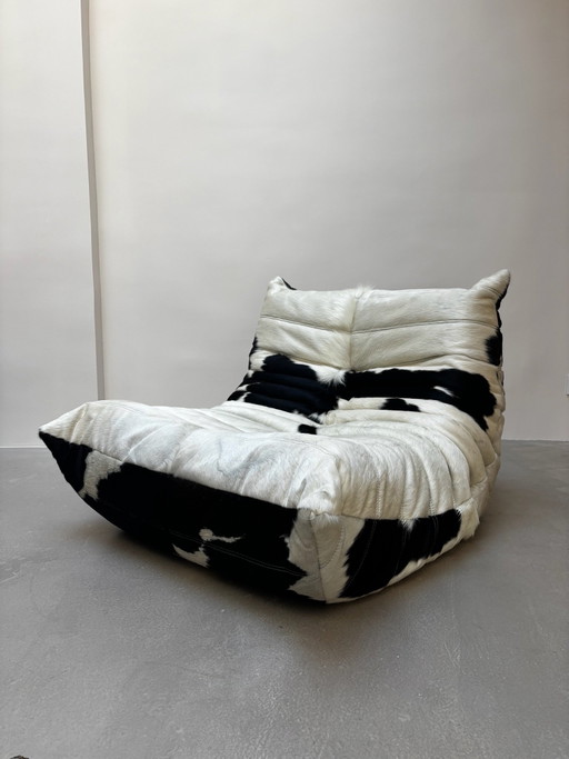 Togo Sessel aus Kuhfell