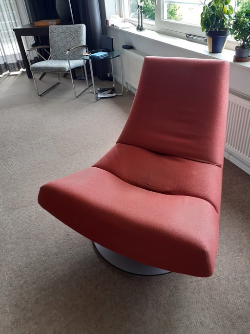 Artifort 510 armchair