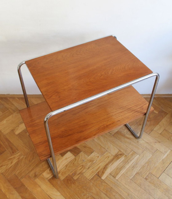 Image 1 of Modernistische bijzettafel van buisvormig staal uit de jaren 30 | Stijl van Marcel Breuer