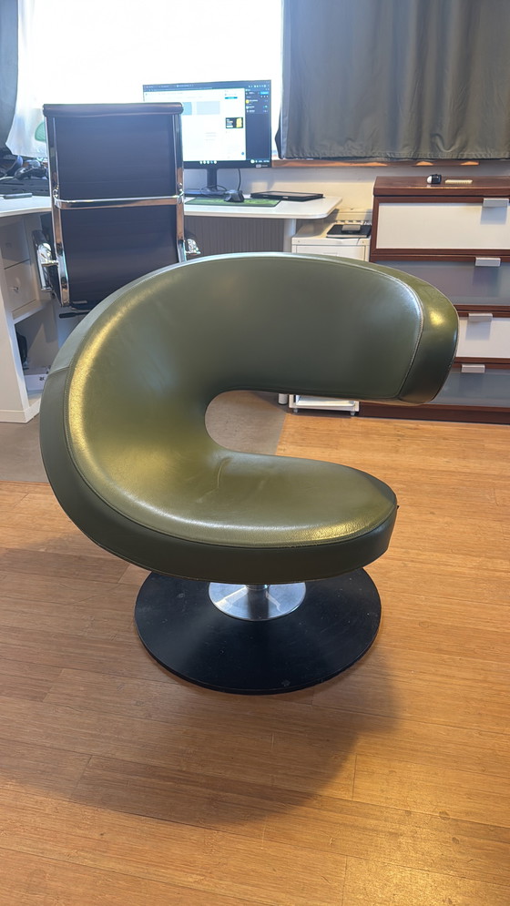 Image 1 of ( Berlijn ) Varier ( Stokke ) Peel Designerstuhl in olivgrünem Leder 