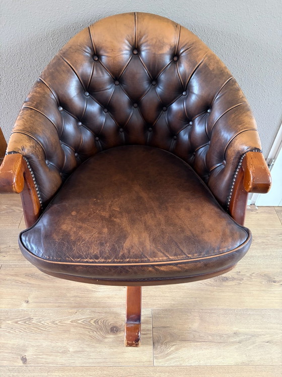 Vintage Antique Leather Chesterfield Swivel Office Chair, Swivel chairs, Metal, Brown (photo 4 of 9)