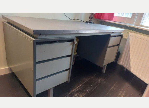 Industrieller Mid-Century Schreibtisch