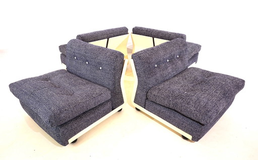 Set of 4 C&B Italia Amanta lounge chairs by Mario Bellini