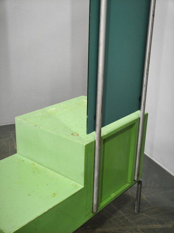 Image 1 of Bauhaus groene kaptafel met spiegel en chromen frame, Tsjechoslowakije jaren 1930