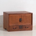 Antique Japanese cedar kodansu with compartments and bottom drawer, Early Taishō-Showa (c. ) #24 (photo 6 of 40)