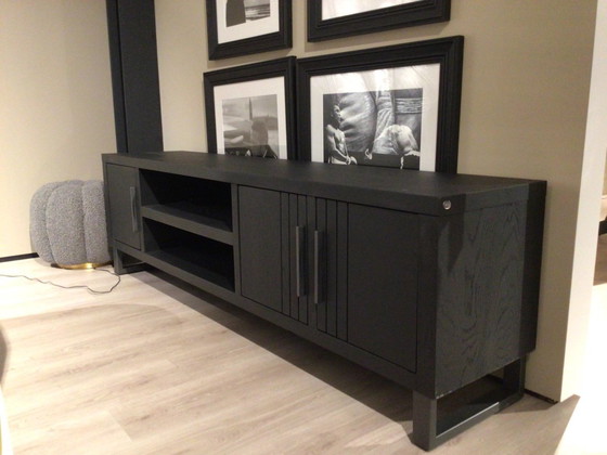 Image 1 of Aparador Pavie de Henders & Hazel Lowboard