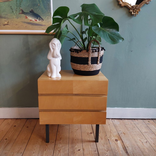 Vintage chest of drawers / bedside table