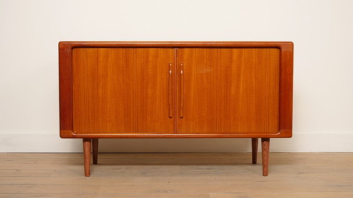 Vintage sideboard with sliding doors | Audio furniture | Teak