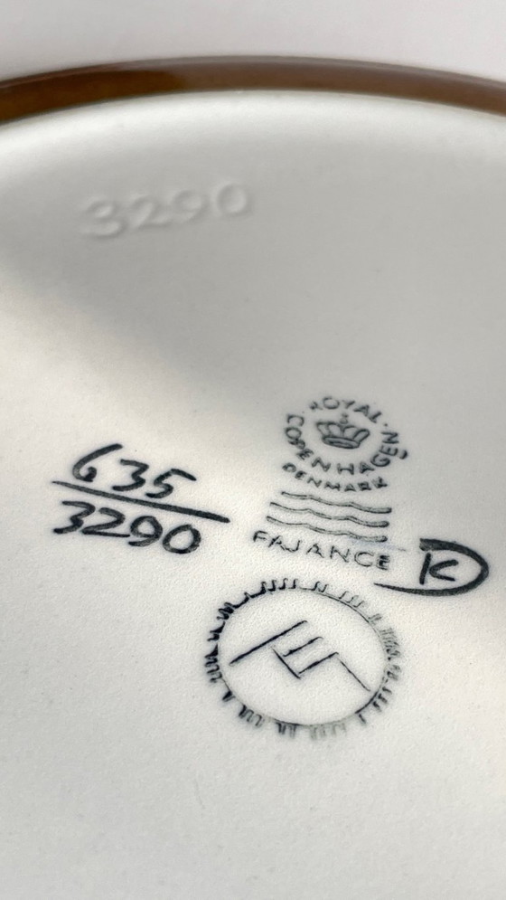 Image 1 of Vassoio portaoggetti in ceramica vintage Royal Copenhagen