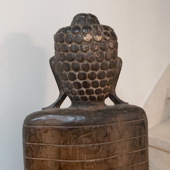 Image 1 of Bouddha debout en bois sculpté à la main, originaire de Thaïlande