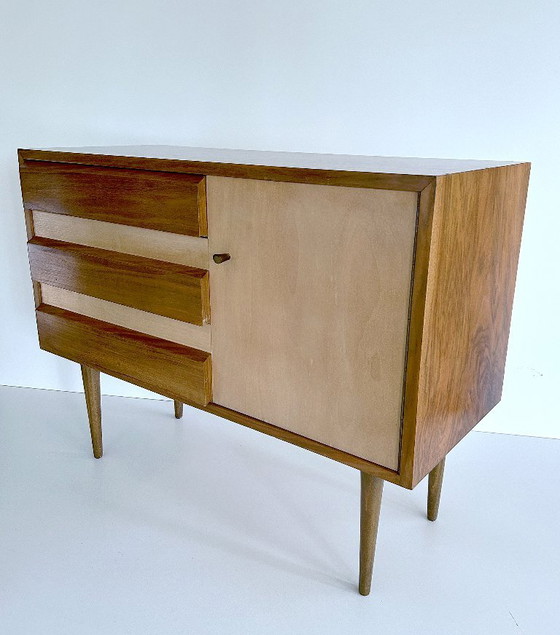 Image 1 of Credenza di metà secolo