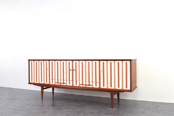 Image 1 of Mid Century Op-Art Handbemaltes Teakholz Sideboard, 1960er Jahre