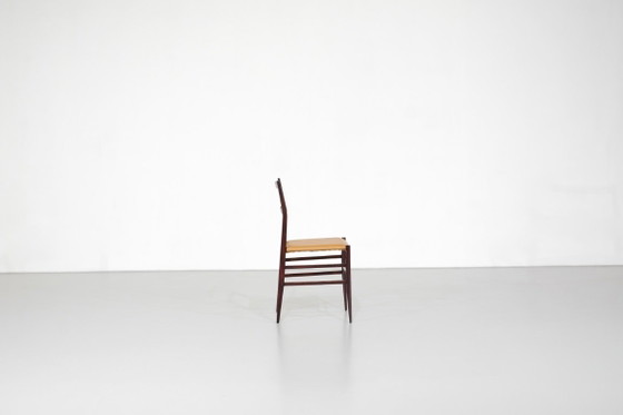 Image 1 of Chaise " Superleggera " en bois, créée par Gio Ponti pour Cassina, Italie, 1957.