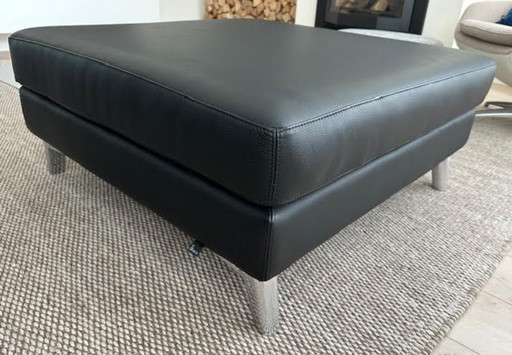 Leolux modèle Antonia pouf 90 x 90