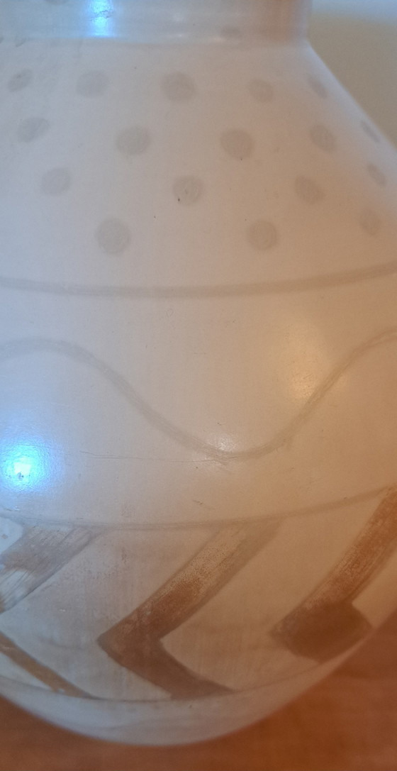 Image 1 of Chulucanas Pottery Vase – Signed by José Sosa (2001) – 28 cm – Peru – Beige & Brown – Collectible Art