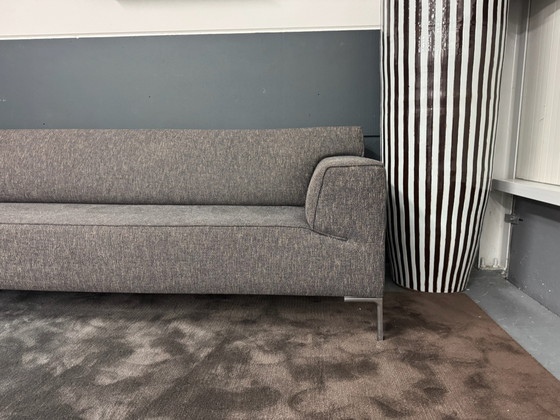 Image 1 of Sofá de 4 plazas de diseño en Stock Bloq