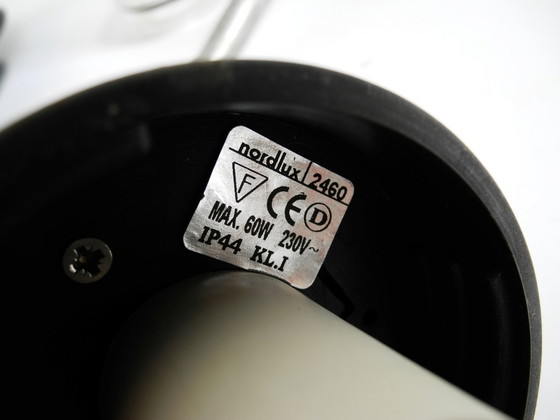 Image 1 of Prachtige Deense Nordlux buitenlamp uit de jaren 90, gemaakt van gegalvaniseerd staal met een glazen kap.