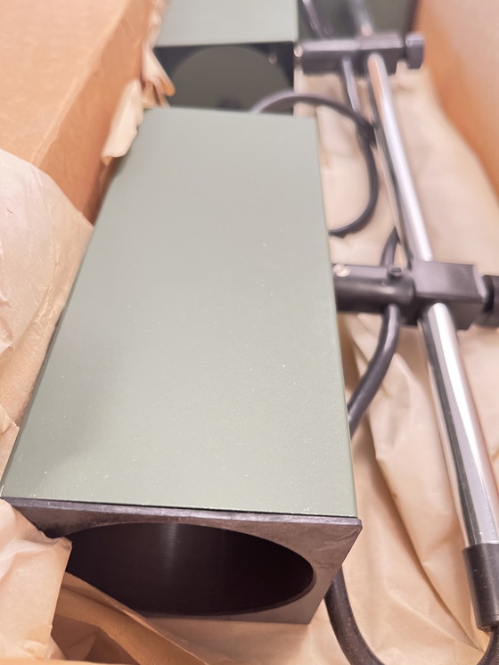 Image 1 of Philips NPS 69 plafondlamp 1970 nog in doos donker groen