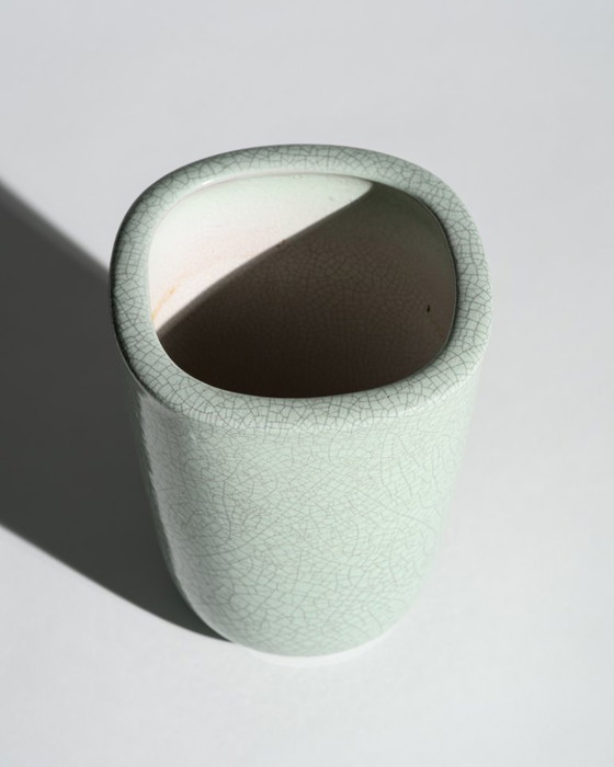 Image 1 of Karlsruher Majolika Modèle 5766 Craquelé Celadon Vase Fridegart Glatzle, Allemagne