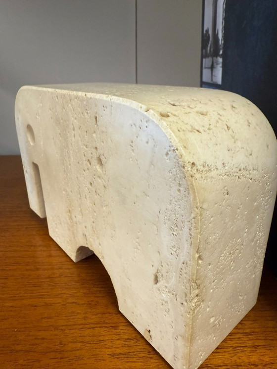 Image 1 of 2x Elefantenskulptur-Buchstützen aus Travertin von Enzo Mari, Italien, 1970er Jahre