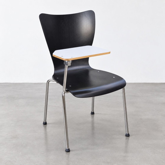 Brunner Fox 1360 di Roland Schmidt – Sedia di design nera con tavoletta di scrittura ST30 (photo 4 of 9)