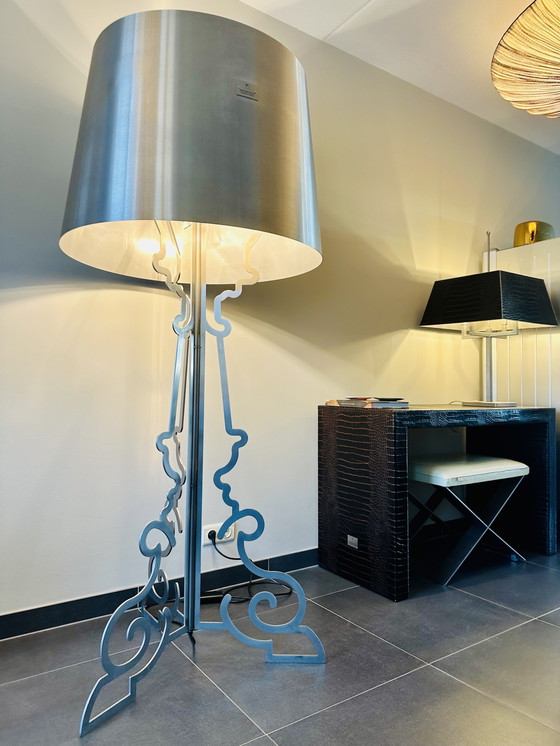 Image 1 of Lampada da terra barocca in acciaio inox LOUIS X di Philipp Plein 185 cm