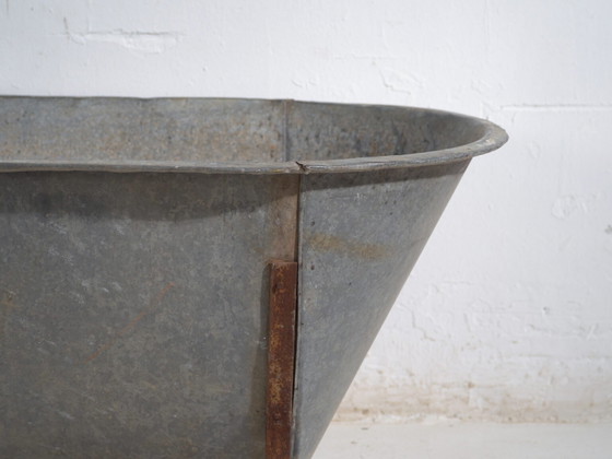 Bañera antigua de zinc galvanizado – Tina industrial europea – circa 1900 #6 – Macetas, Iron, Rustic (photo 34 of 39)