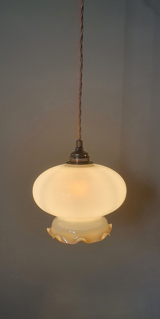 Vintage Glazen Hanglamp - Decoratie Rand - Parelmoer Effect. – Hanglampen, Metal (photo 8 of 13)