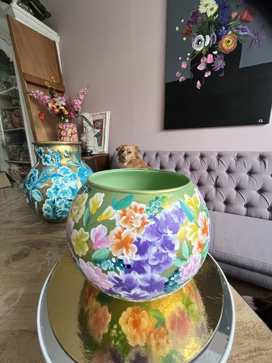 Image 1 of Hand-painted ball vase