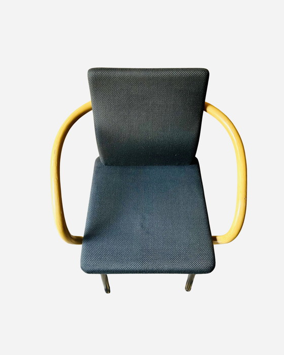 Image 1 of 4x Mandarin stoel van Ettore Sottsass voor Knoll, 1986 - Blauwe stof, armleuningen in bamboelook