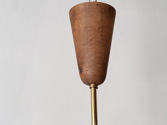 Image 1 of Vintage Scandinavische hanglamp uit de jaren 60 van glas, messing en teak.