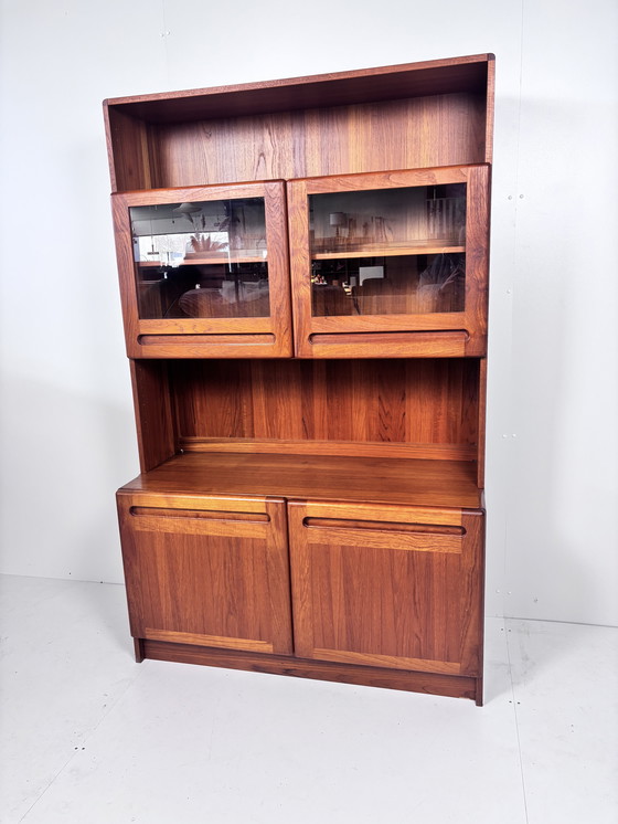 Image 1 of Vintage vitrinekast teak deens