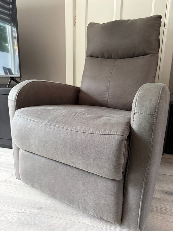 Poltrona elettrica ABILDSKOV, Jysk, Poltrone, Poliestere, Grigio (foto 3 di 10)