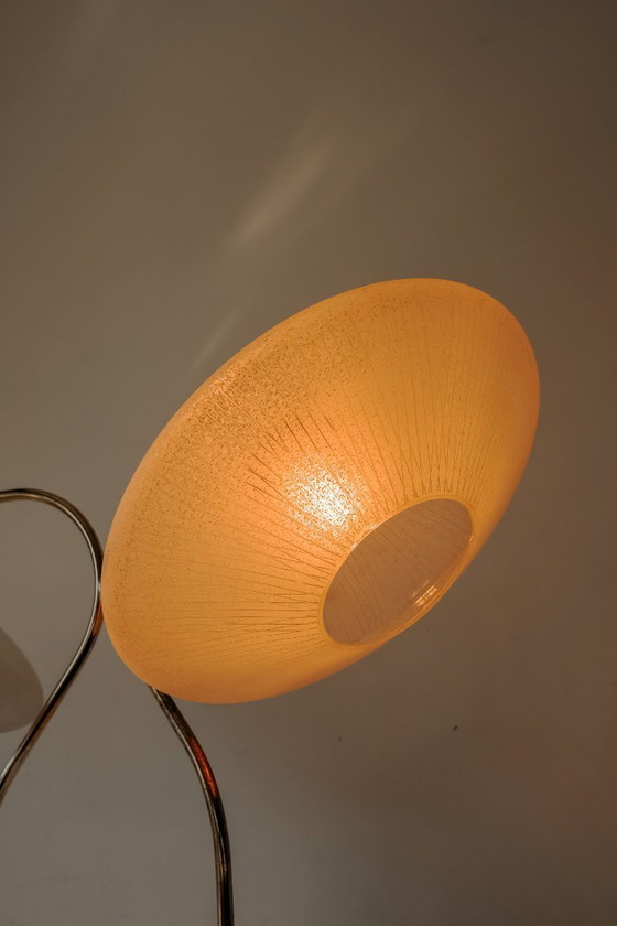 Image 1 of Set of 2 vintage brass table lamps with glass shades