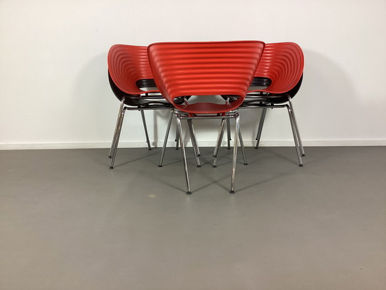 Image 1 of 5 sedie di design impilabili degli anni Novanta, in poliestere cromato