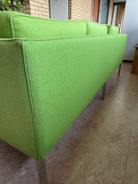 Image 1 of Artifort 905 divano design verde