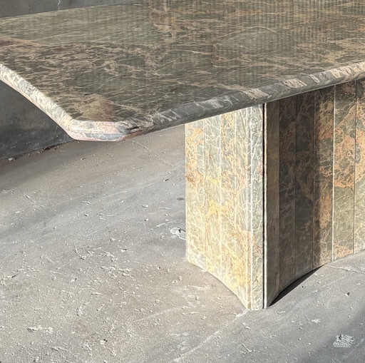 Mesa de comedor vintage de mármol Fior di Pesco, Italia 1980