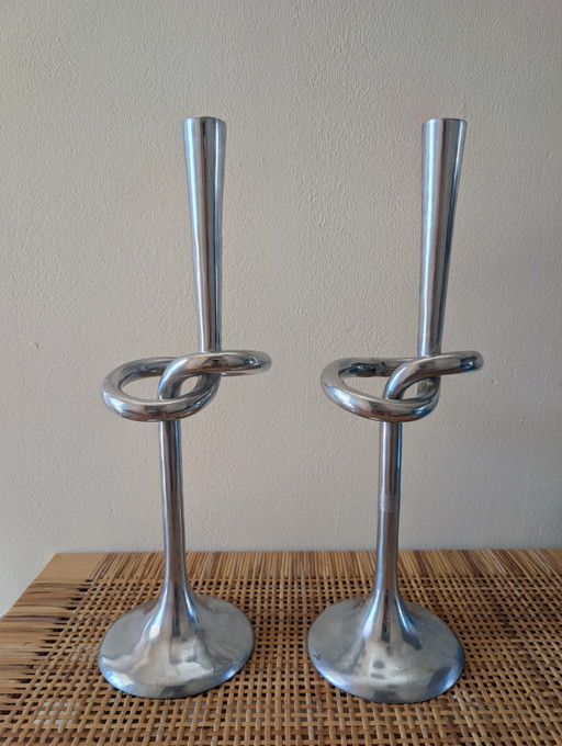 Set di portacandele in alluminio stile brutalista anni '70, modello Large Knot, di produzione italiana. (photo 2 of 5)